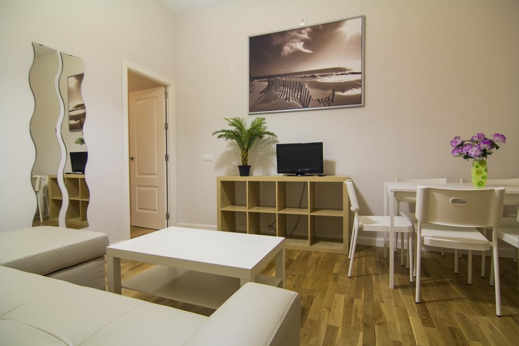 Apartamentos Aloha 2 Centro El Puerto de Santa María Dış mekan fotoğraf